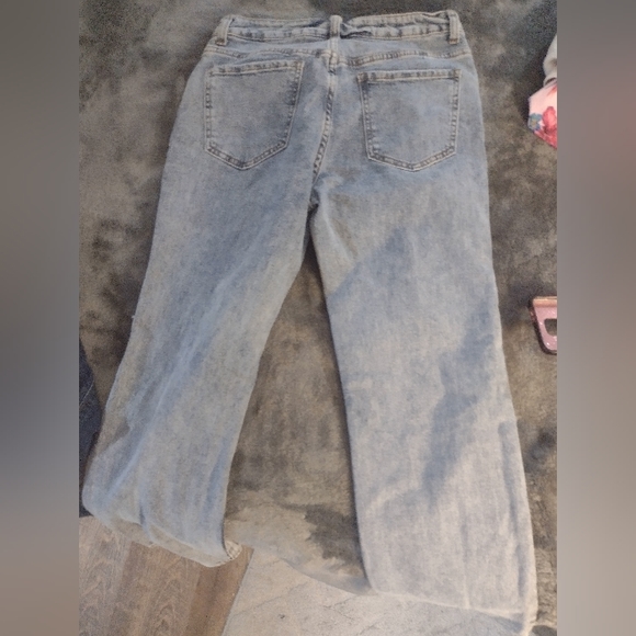 Jeans - Picture 3 of 3